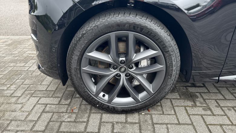 Land Rover Range Rover Sport 3.0 D300 Dynamic SE 5dr Auto Diesel Estate